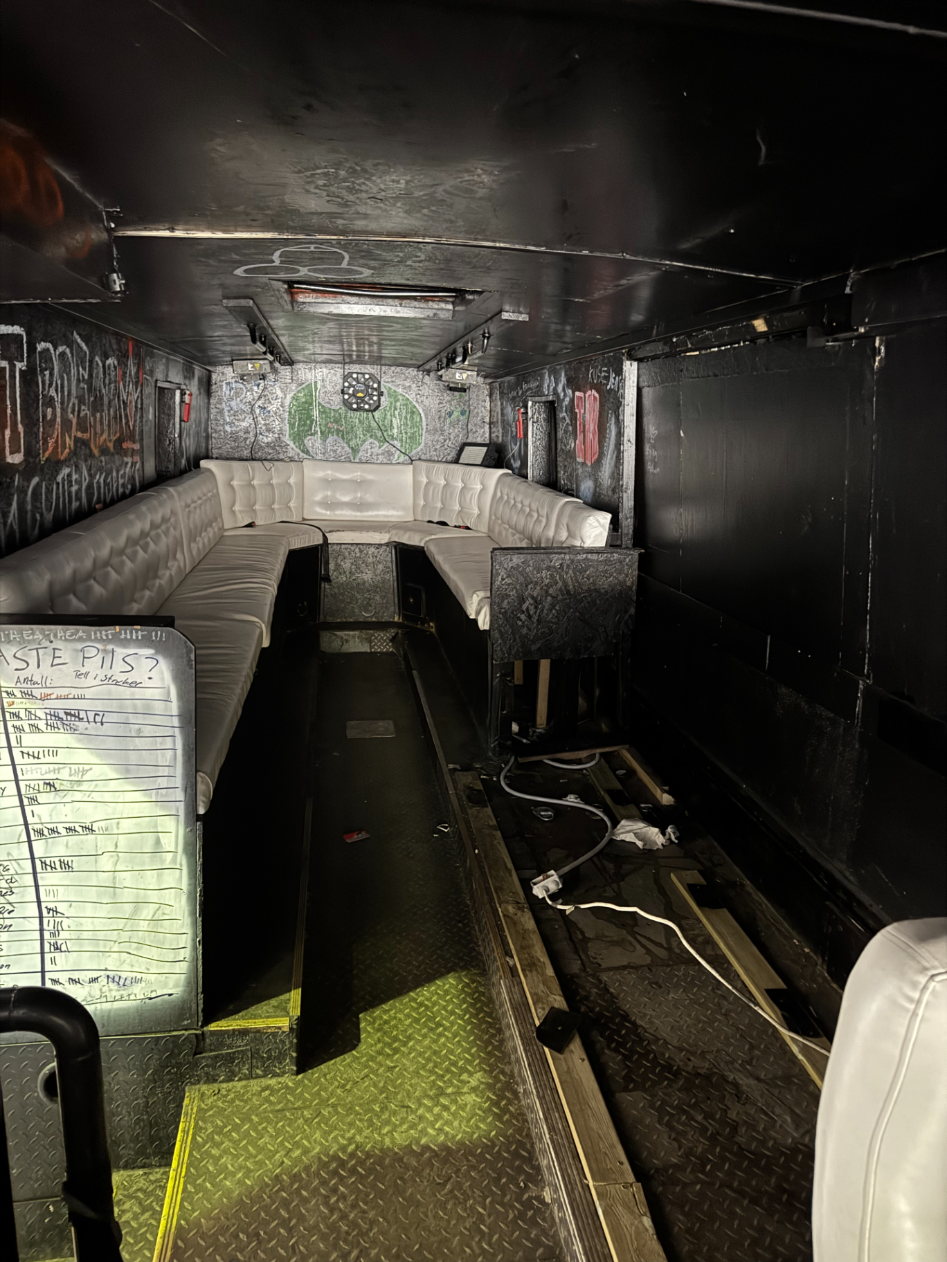 L-Acoustics lydanlegg for russebuss